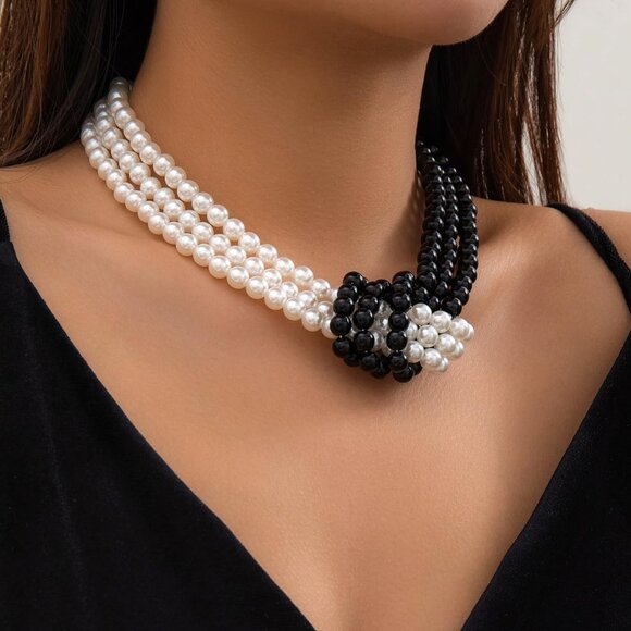 Versatile Faux Pearl Choker Necklace with Twist Design - Special Occasion Gift - Picture 3 of 5
